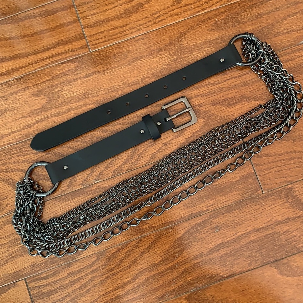 2 for $30 Ann Taylor LOFT Faux Leather and Metal Chain Belt Size Small